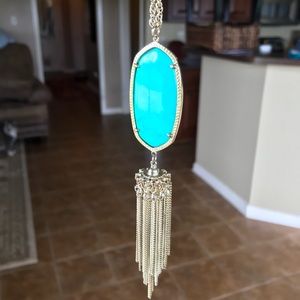 Pendant necklace